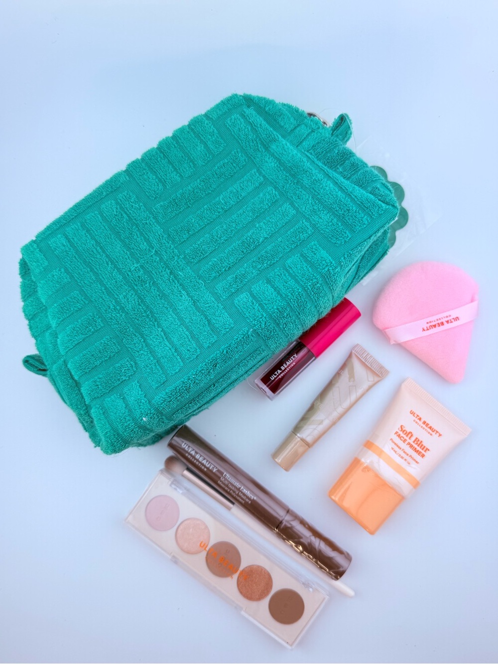 ulta 8 piece gift set lipgloss mascara bag blender shadow primer blush makeup